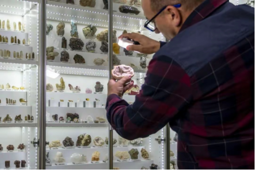 第一批玄学在全世界薅羊毛？开元棋牌靠着情绪价值出海(图7)